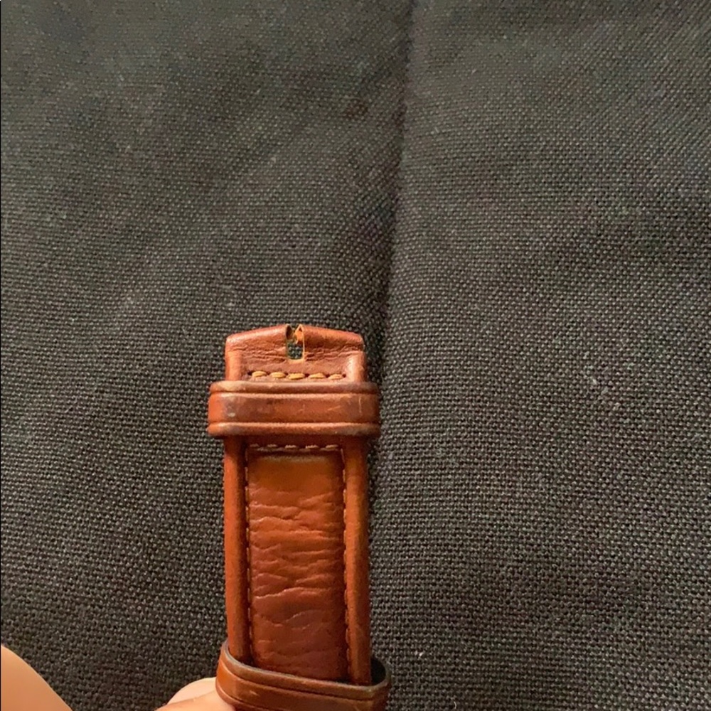 Watch - Picture 2 of 3